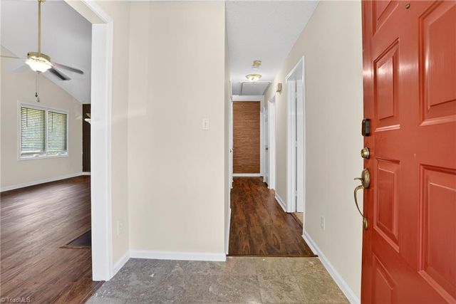 2804 Waters Edge Lane, Greensboro, NC 27410