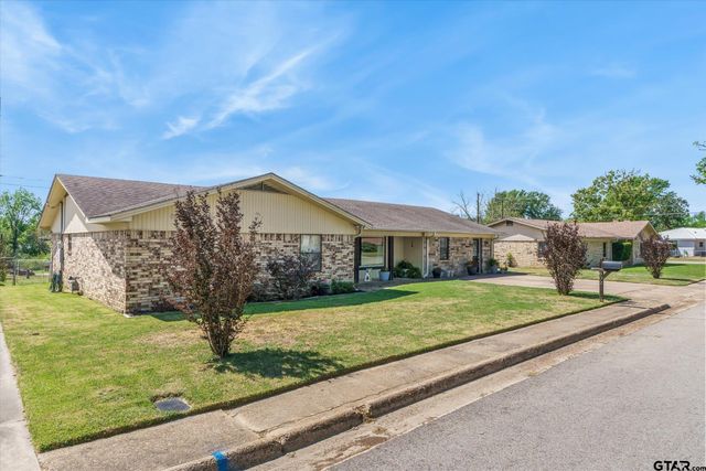 602 Gearner Dr., Winnsboro, TX 75494