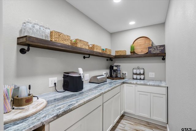 602 Gearner Dr., Winnsboro, TX 75494