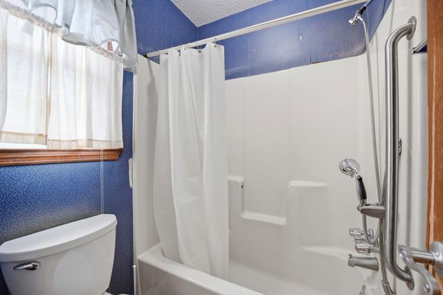 522 Temple Road, Ladson, SC 29456