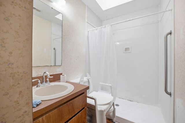 522 Temple Road, Ladson, SC 29456