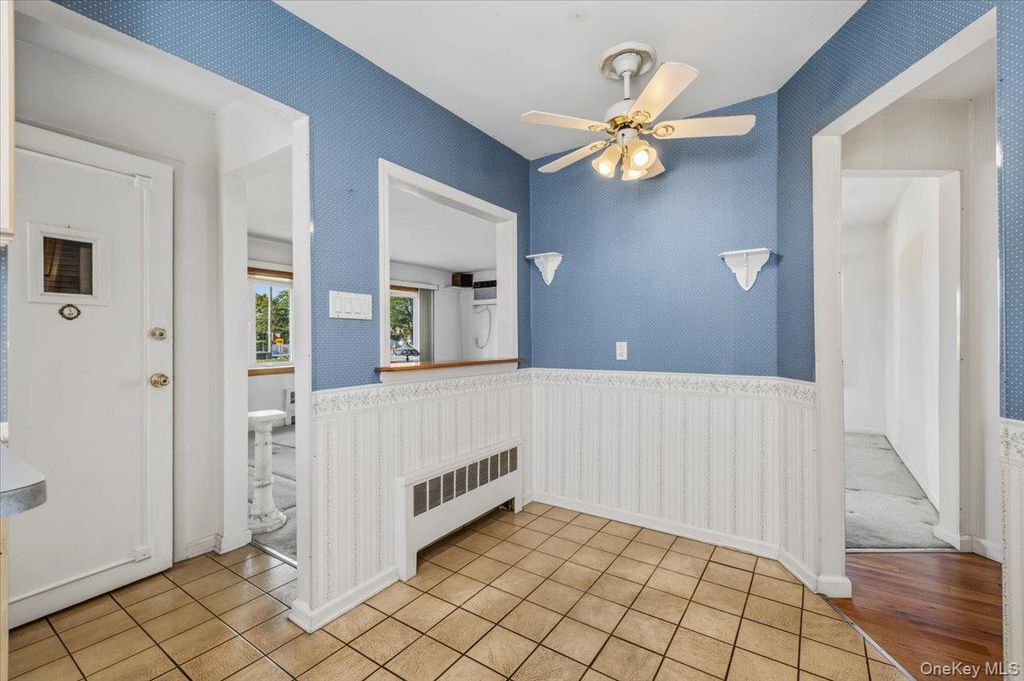 634 Broadway, Bethpage, NY 11714 — photo 5
