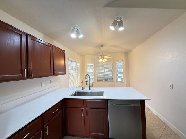 766 E Baylor Lane, Chandler, AZ 85225