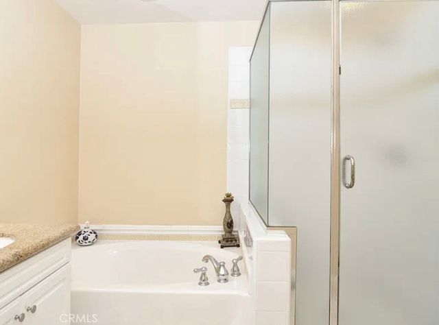 135 Pathway, Irvine, CA 92618