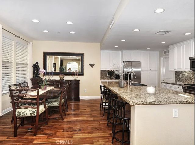 135 Pathway, Irvine, CA 92618