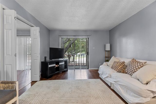 10110 Forum West Drive 622, Houston, TX 77036