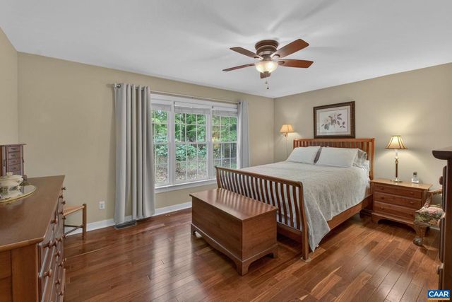 10 LOCKS RD, Palmyra, VA 22963