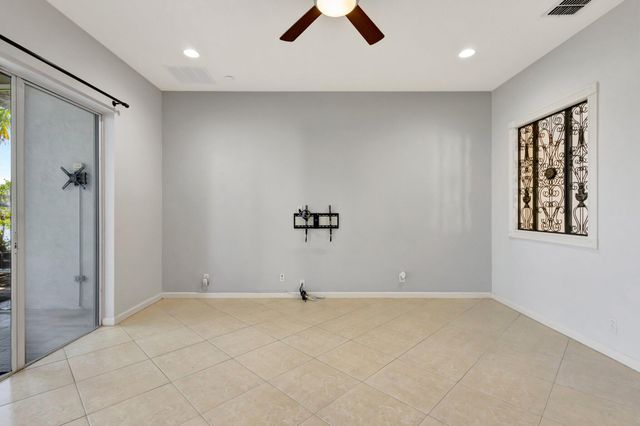 154 NW Swann Mill Circle, Port St. Lucie, Port St Lucie, FL 34986