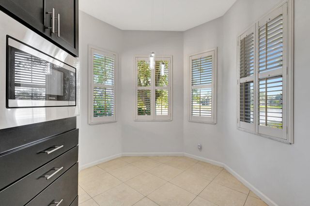 154 NW Swann Mill Circle, Port St. Lucie, Port St Lucie, FL 34986