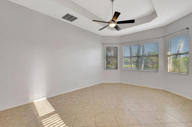 154 NW Swann Mill Circle, Port St. Lucie, Port St Lucie, FL 34986