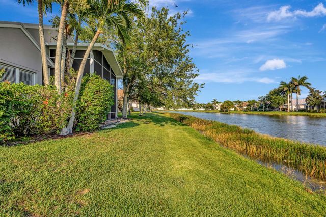 154 NW Swann Mill Circle, Port St. Lucie, Port St Lucie, FL 34986