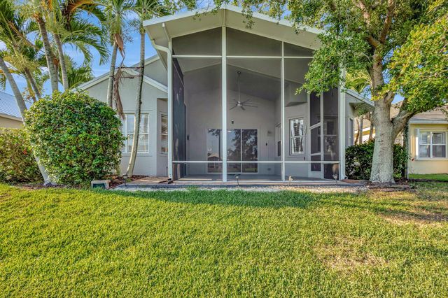 154 NW Swann Mill Circle, Port St. Lucie, Port St Lucie, FL 34986