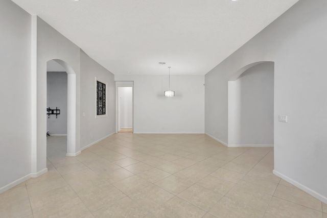 154 NW Swann Mill Circle, Port St. Lucie, Port St Lucie, FL 34986