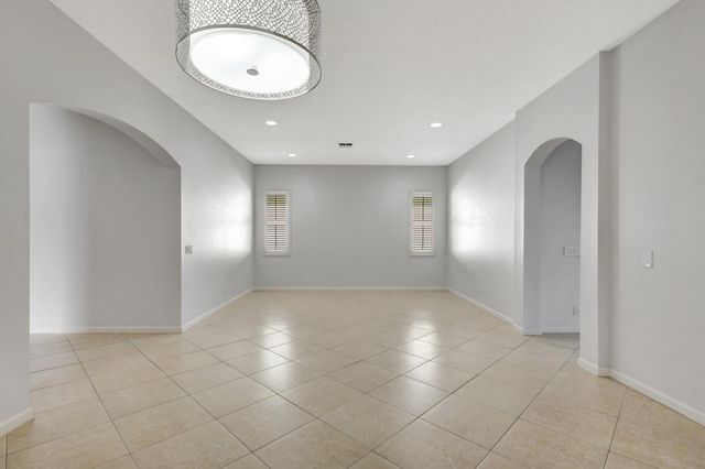 154 NW Swann Mill Circle, Port St. Lucie, Port St Lucie, FL 34986