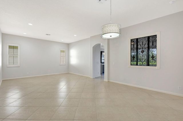 154 NW Swann Mill Circle, Port St. Lucie, Port St Lucie, FL 34986