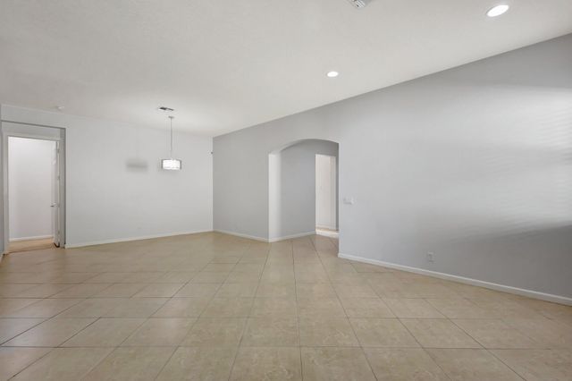 154 NW Swann Mill Circle, Port St. Lucie, Port St Lucie, FL 34986