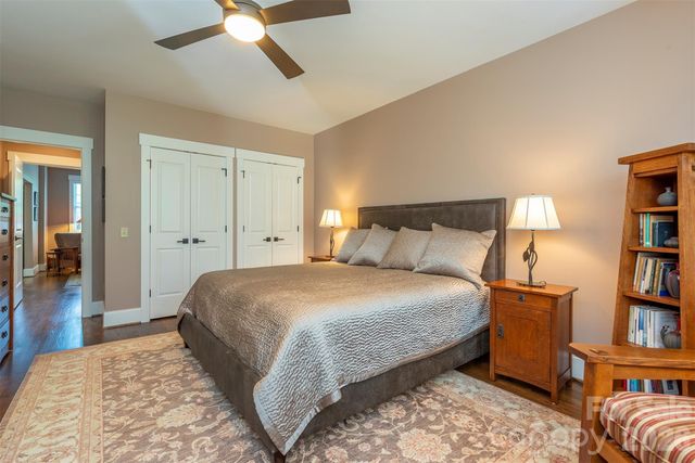 13 Fitzgerald Road, Black Mountain, NC 28711