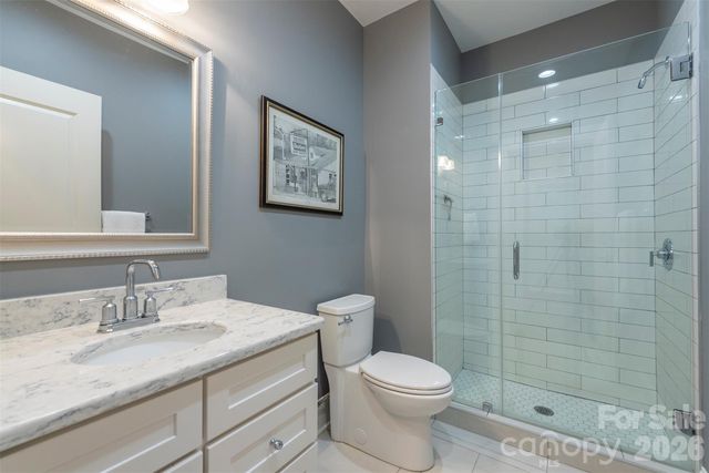 13 Fitzgerald Road, Black Mountain, NC 28711