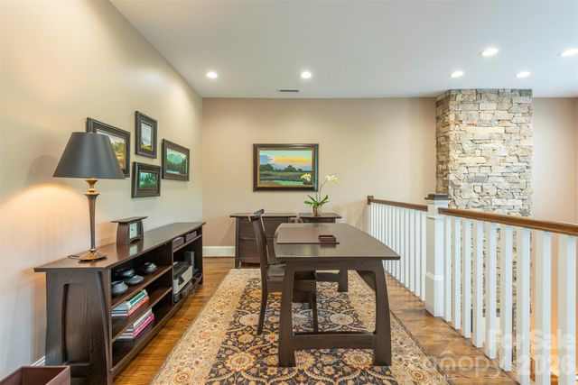 13 Fitzgerald Road, Black Mountain, NC 28711