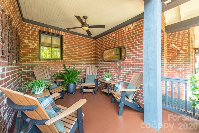 13 Fitzgerald Road, Black Mountain, NC 28711