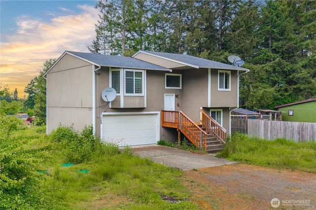 31509 61st Avenue S, Roy, WA 98580