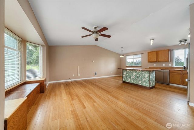 31509 61st Avenue S, Roy, WA 98580