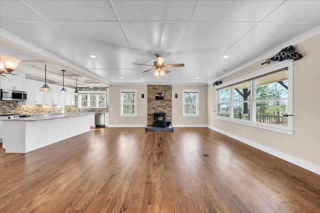 234 Lookout View Drive, Jasper, TN 37347