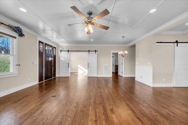 234 Lookout View Drive, Jasper, TN 37347