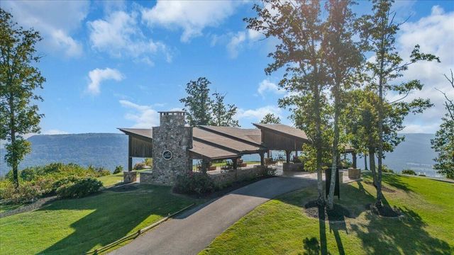 234 Lookout View Drive, Jasper, TN 37347