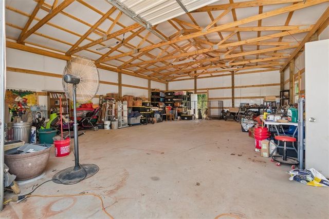 8580 N Luther Road, Harrah, OK 73045