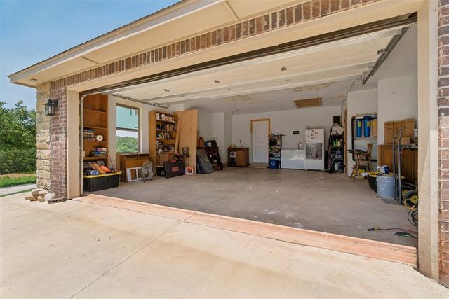 8580 N Luther Road, Harrah, OK 73045