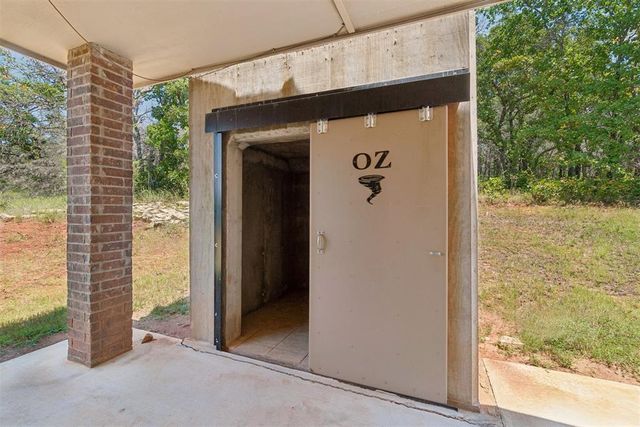 8580 N Luther Road, Harrah, OK 73045