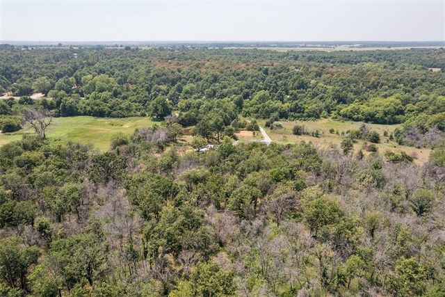 8580 N Luther Road, Harrah, OK 73045