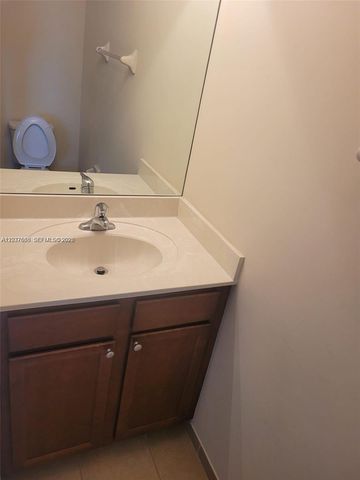 3537 W 89th Pl NA, Hialeah, FL 33018