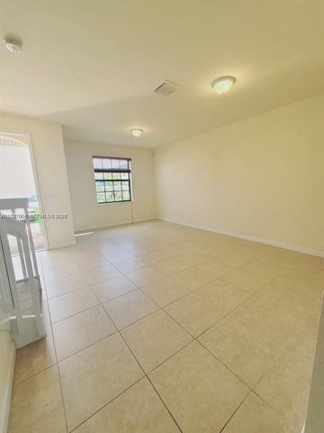 3537 W 89th Pl NA, Hialeah, FL 33018