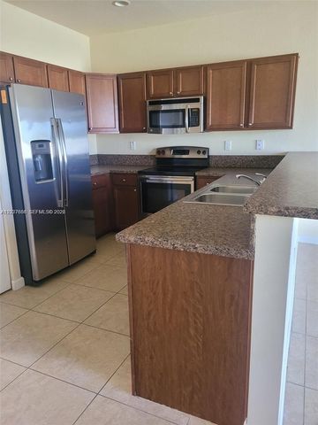 3537 W 89th Pl NA, Hialeah, FL 33018