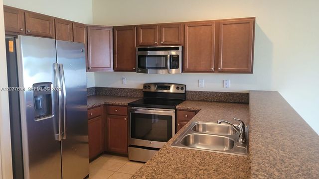 3537 W 89th Pl NA, Hialeah, FL 33018