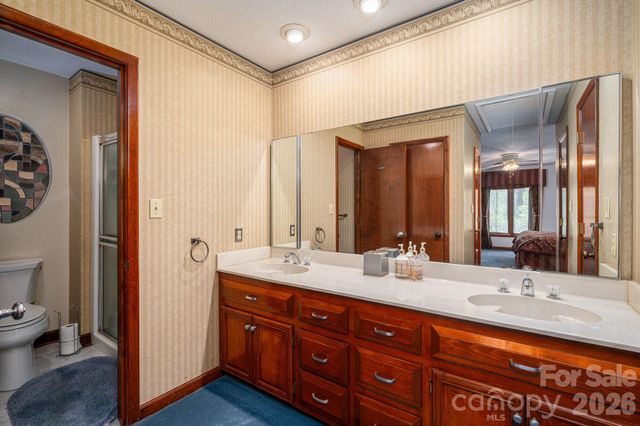 1432 Laurel Lane, Gastonia, NC 28054