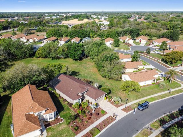 70 CENTER OAK CIRCLE, Spring Hill, FL 34609