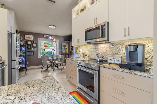 70 CENTER OAK CIRCLE, Spring Hill, FL 34609