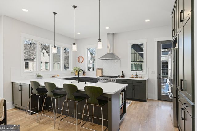 304 Mado Lane, Chattahoochee Hills, GA 30268