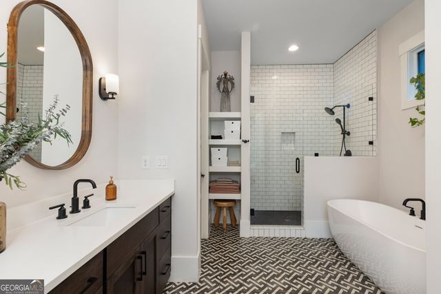 304 Mado Lane, Chattahoochee Hills, GA 30268