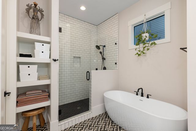 304 Mado Lane, Chattahoochee Hills, GA 30268