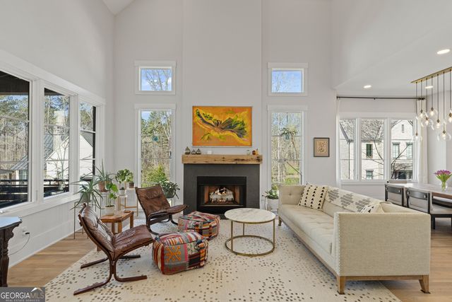304 Mado Lane, Chattahoochee Hills, GA 30268
