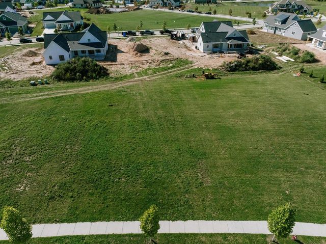 Lt11 MEADOW CIRCLE E, Kohler, WI 53044
