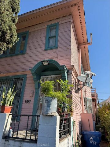 1867 W 11th, Los Angeles, CA 90006