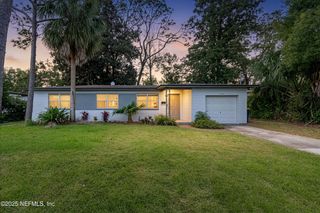 6544 BLACKWOOD Drive, Jacksonville, FL 32277
