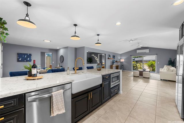 701 Kihapai Street, Kailua, HI 96734
