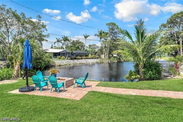 999 East Valley DR, Bonita Springs, FL 34134