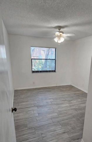 503 Springdale Circle 50c, Palm Springs, FL 33461